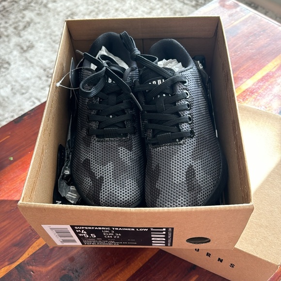 NOBULL Super Fabric Trainer Low W 5.5 New w/ Box!! - Picture 3 of 5